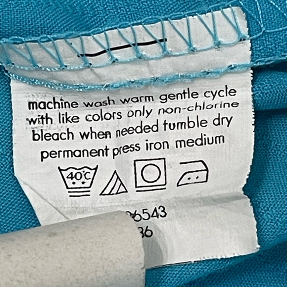 Mens Van Heusen long sleeve button down shirt - Picture 6 of 7